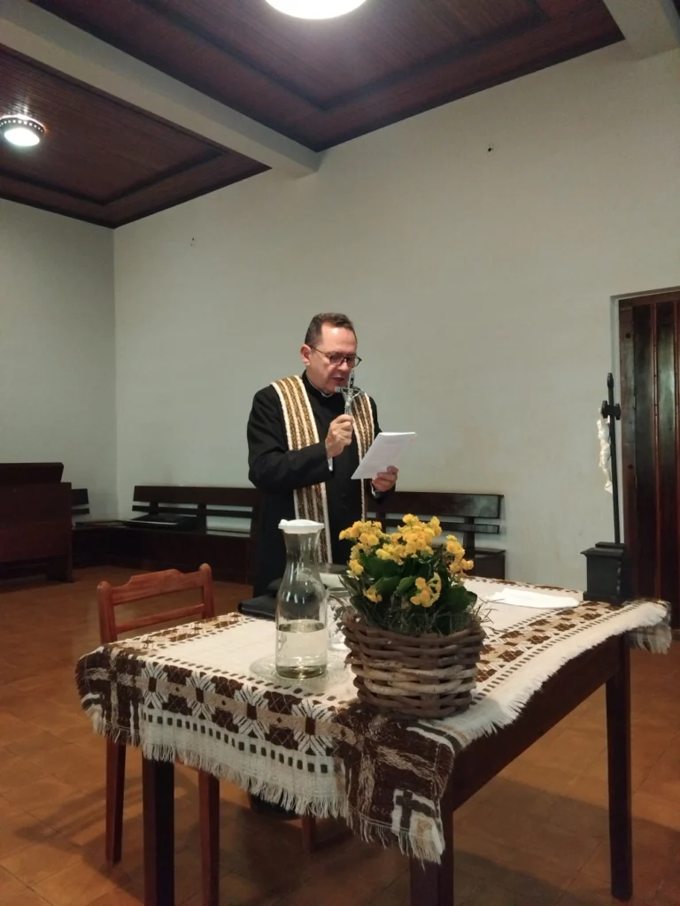 Pe. Jose Rafael Solano Duran 8