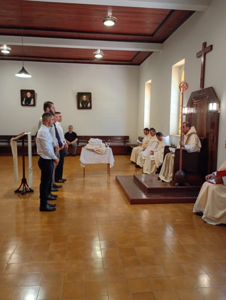 Novicos Cistercienses 3