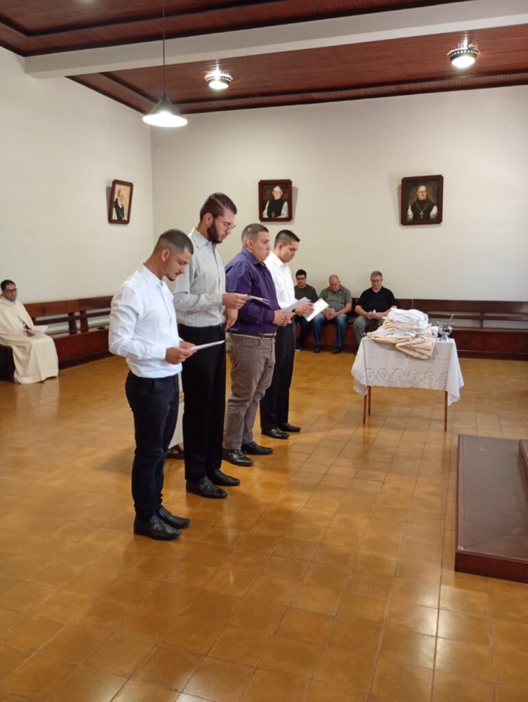 Novicos Cistercienses 4