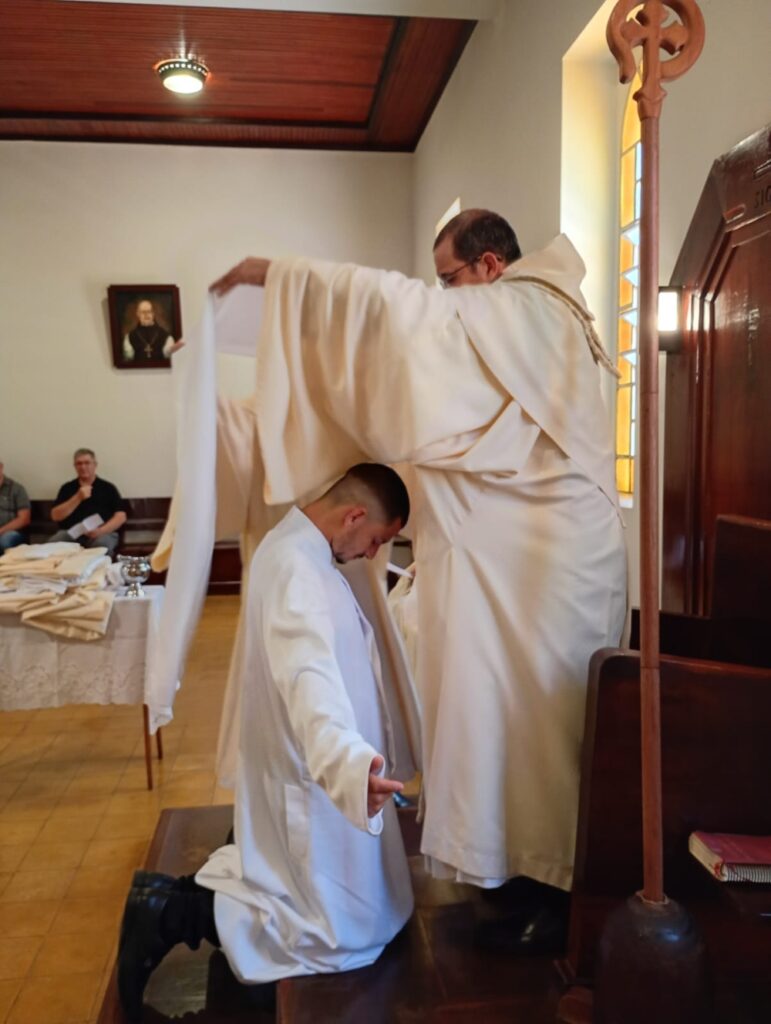 Novicos Cistercienses 7